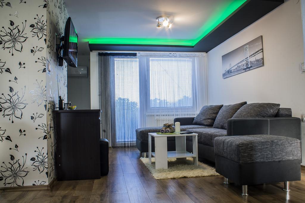 Apartmani Anna Свети Мартин на Мури Екстериор снимка
