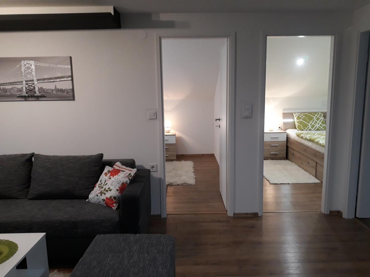 Apartmani Anna Свети Мартин на Мури Екстериор снимка